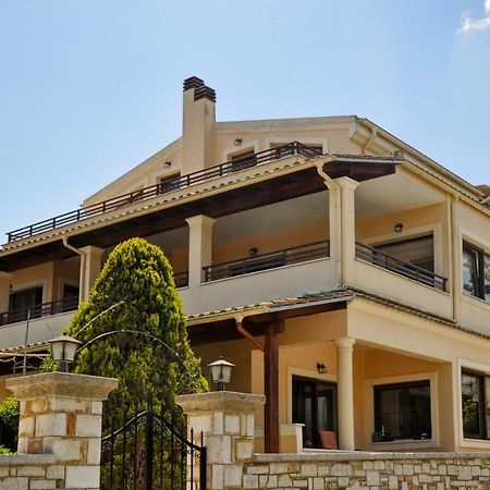 Venetian Shipyard Villa Гувия Екстериор снимка